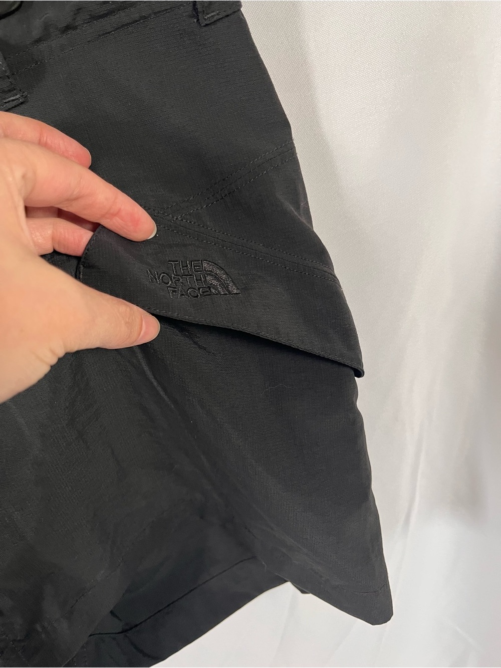 The North Face Men's Black Hybrid Trail Shorts - Picture 3 of 10